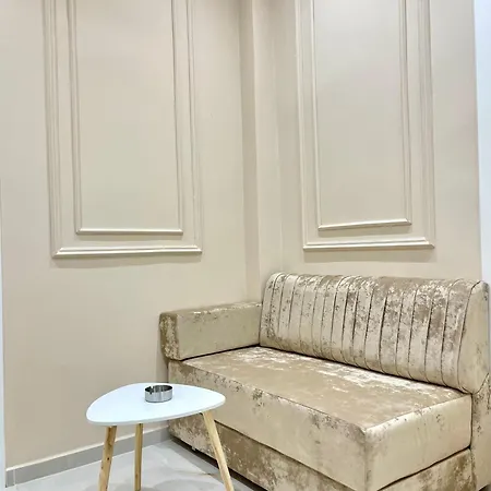 Mete Apartment's *