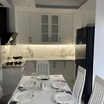 Mete Apartment's Apartamento Korce